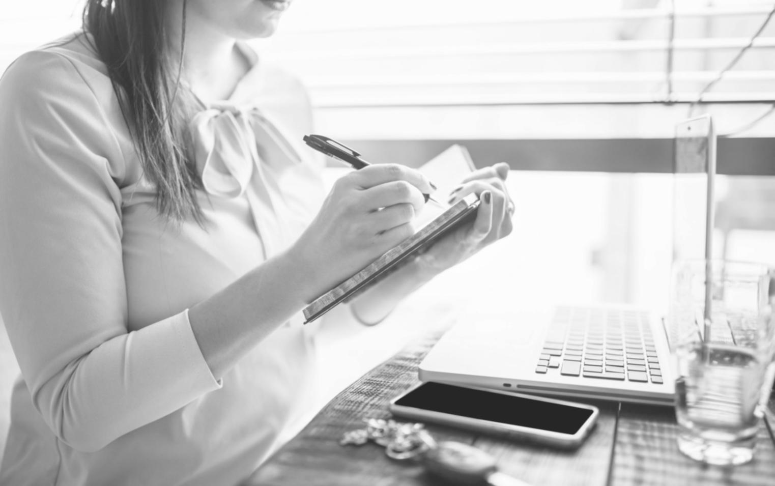 Praktische Finanzanalyse mit Fokus auf Kommunikation